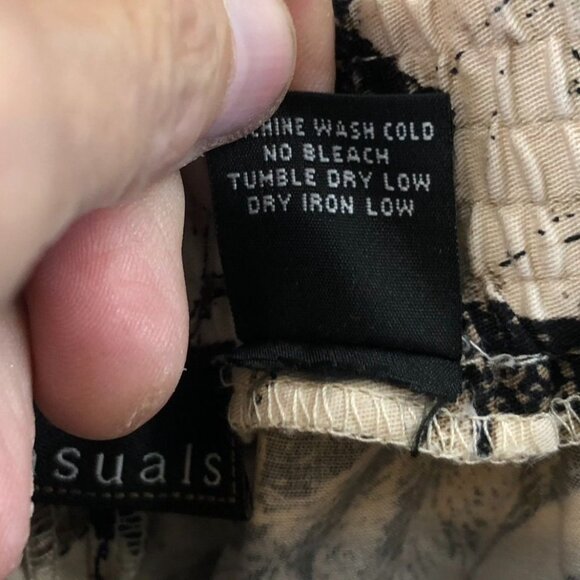 Onque Casuals Womens Pants Medium Straight Leg Brown Floral Relaxed Boho Travel - Picture 9 of 12